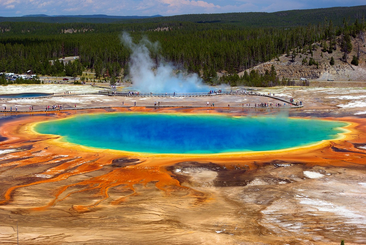 Yellowstone National Park photo