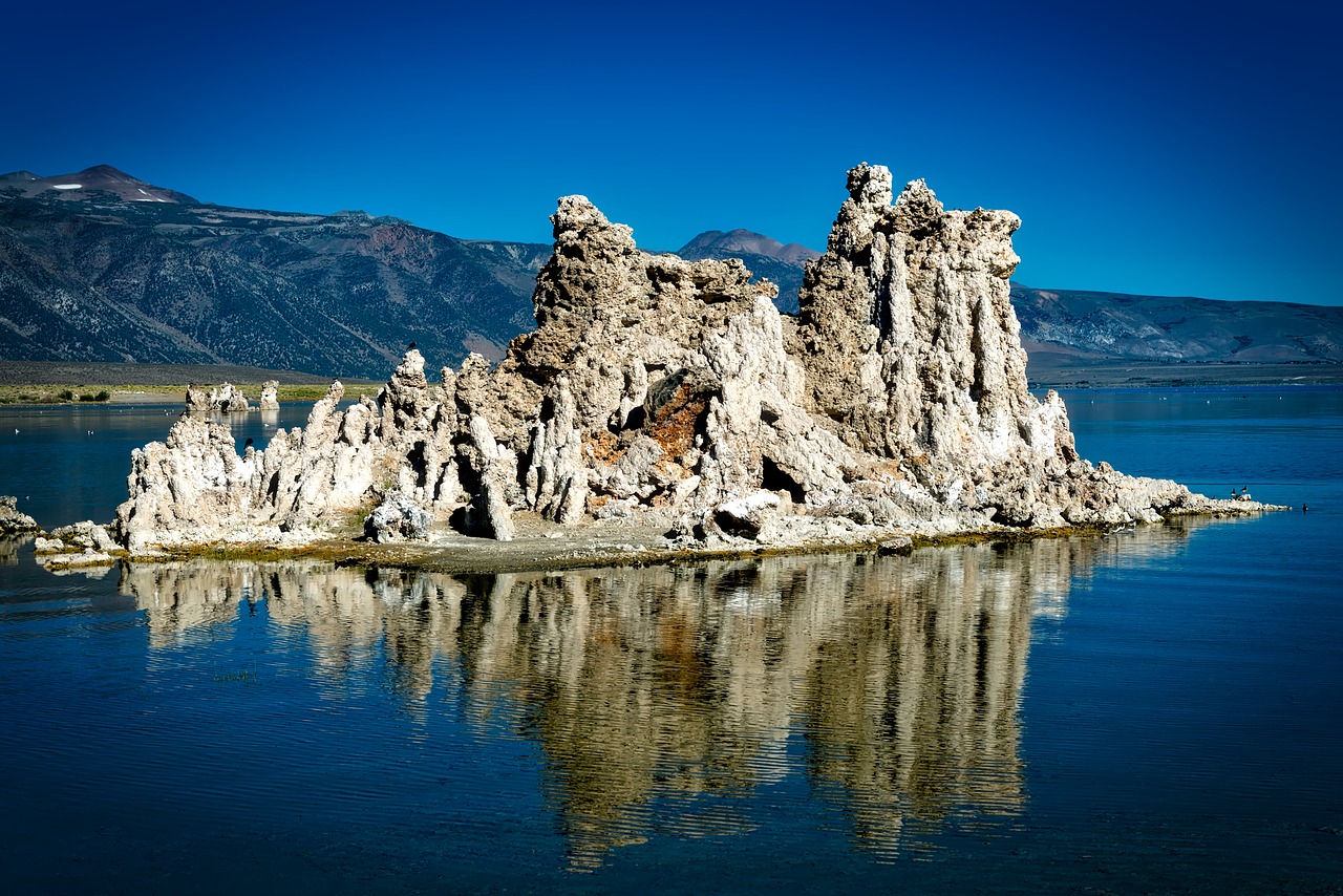 Mono Lake photo